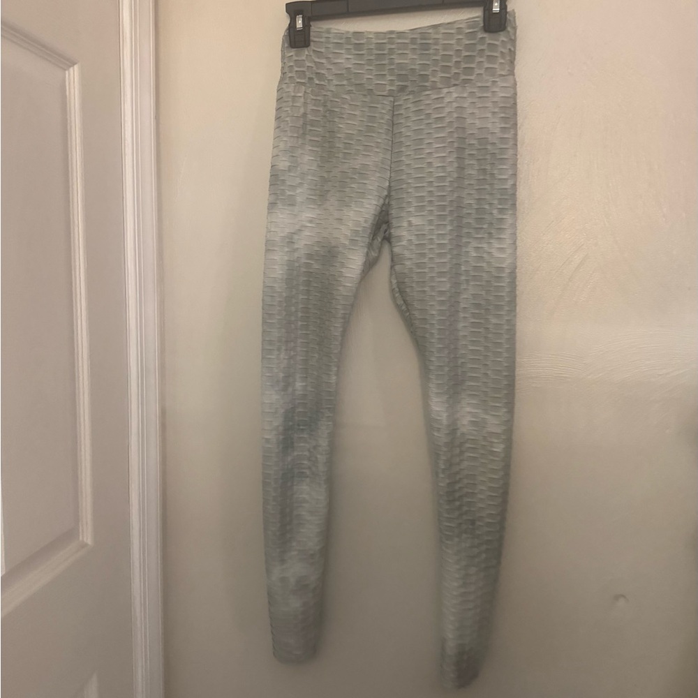 Textured Gray Leggings